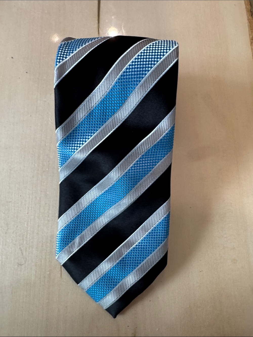Men's Black and Light Blue Diagonal Stripe Tie